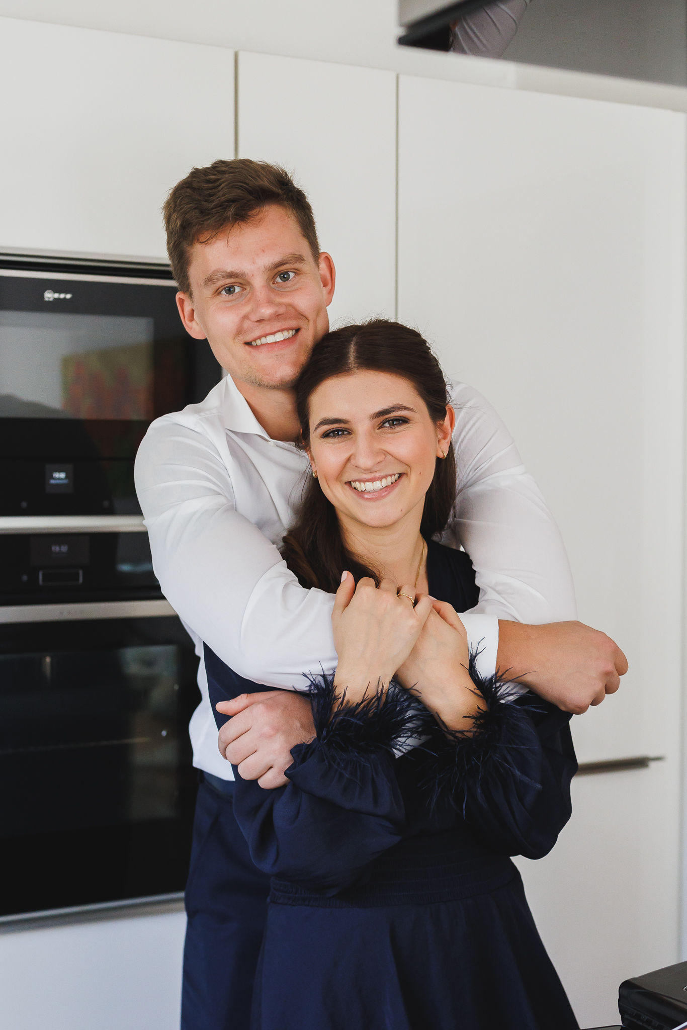 Verliebtes Paar beim Couple Shooting in den Tiroler Alpen – Paarfotograf Mario Schubert Innsbruck