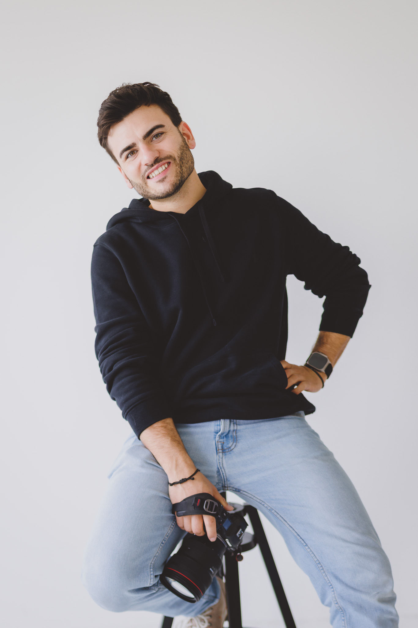 Mario Schubert bei einem Hundeshooting in Aktion – Tierfotograf Innsbruck